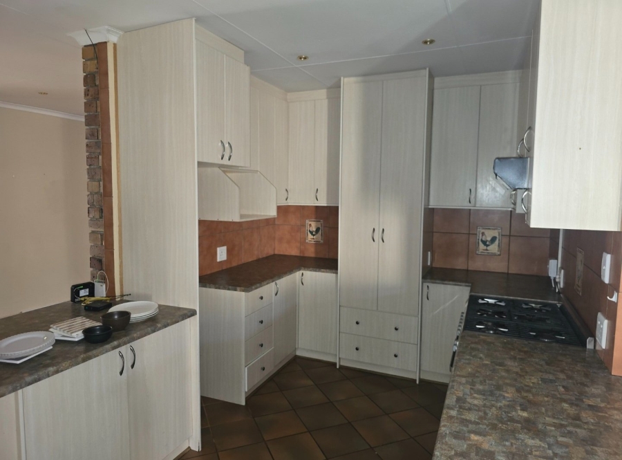 4 Bedroom Property for Sale in Dan Pienaar Free State